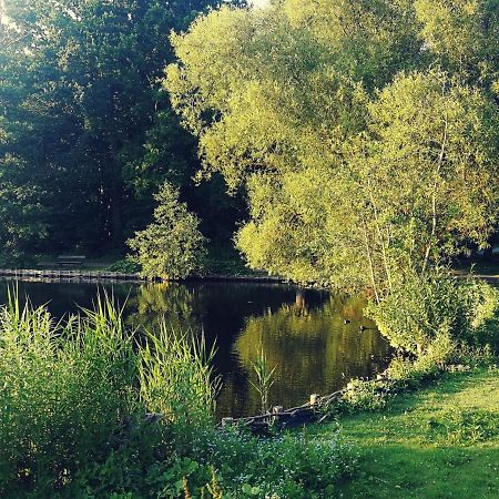 Room In A Danish Cottage With Garden View, 10 Min To Cph Gentofte Exterior photo